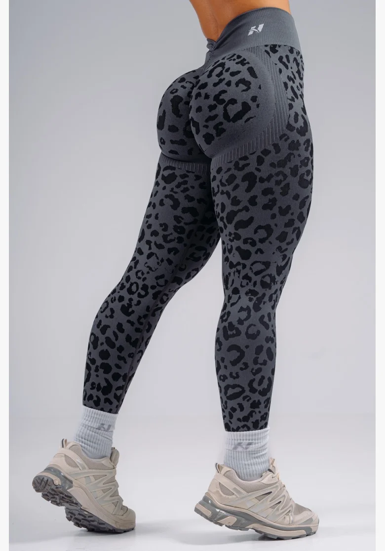 NEBBIA Leggings push-up compressivi con motivo leopardato PRIMAL nere