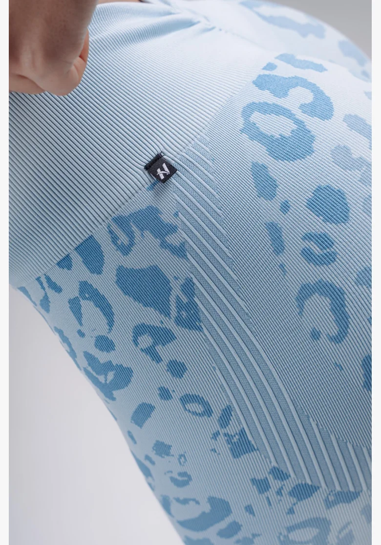 NEBBIA pantaloncini push-up compressivi con motivo leopardato PRIMAL blu