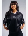Maglietta oversize PRIMAL con dettagli leopardati offre una vestibilità comoda, libertà di movimento e un look sportivo deciso per la palestra e la città.
