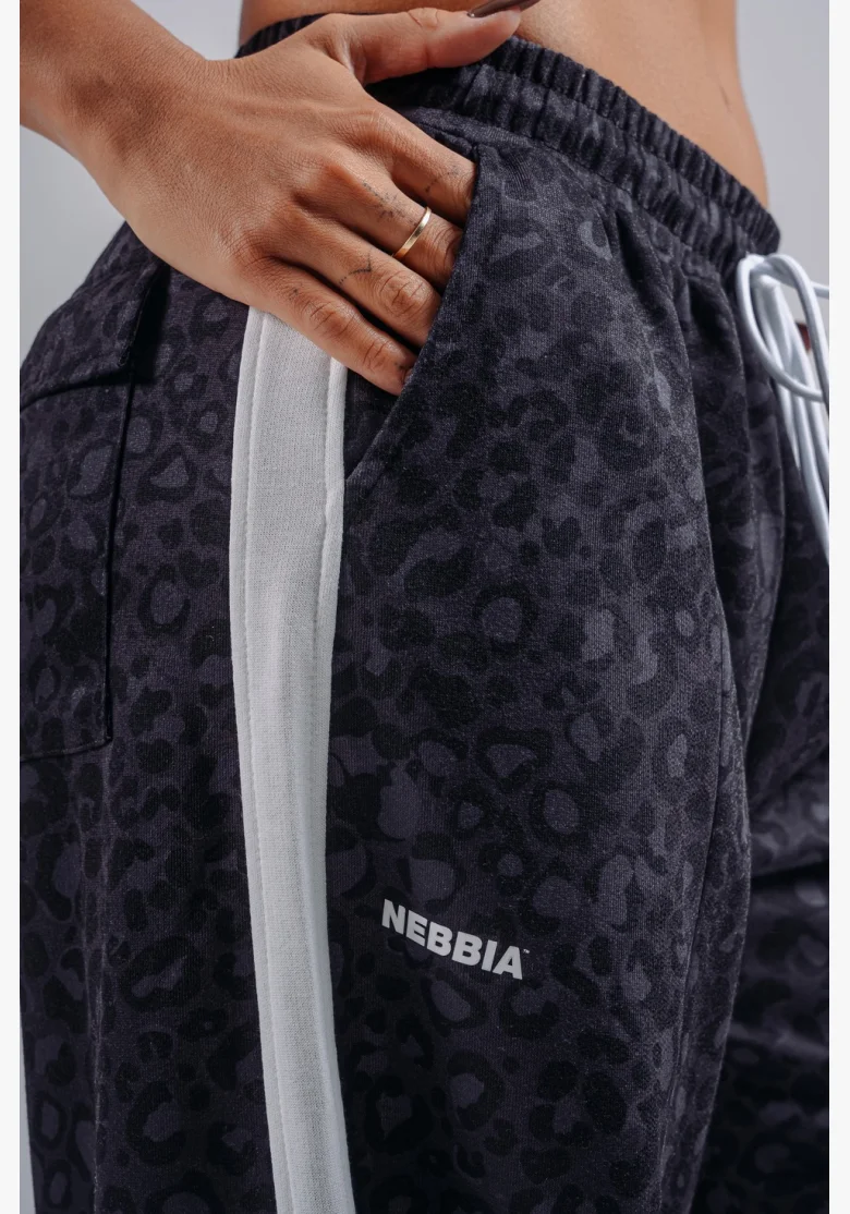 NEBBIA pantaloni larghi con motivo leopardato PRIMAL neri