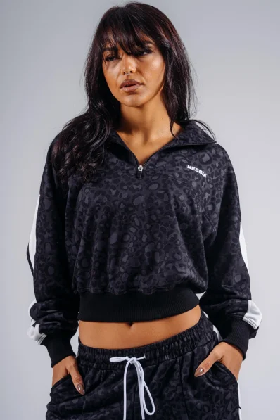 NEBBIA Felpa half-zip con motivo leopardato PRIMAL nera