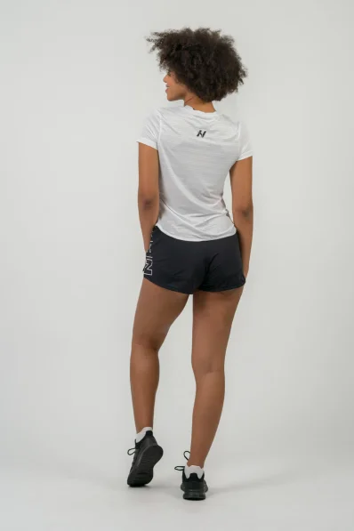 NEBBIA • FIT Activewear maglietta “Airy” con logo riflettente • NEBBIAshop.it 2