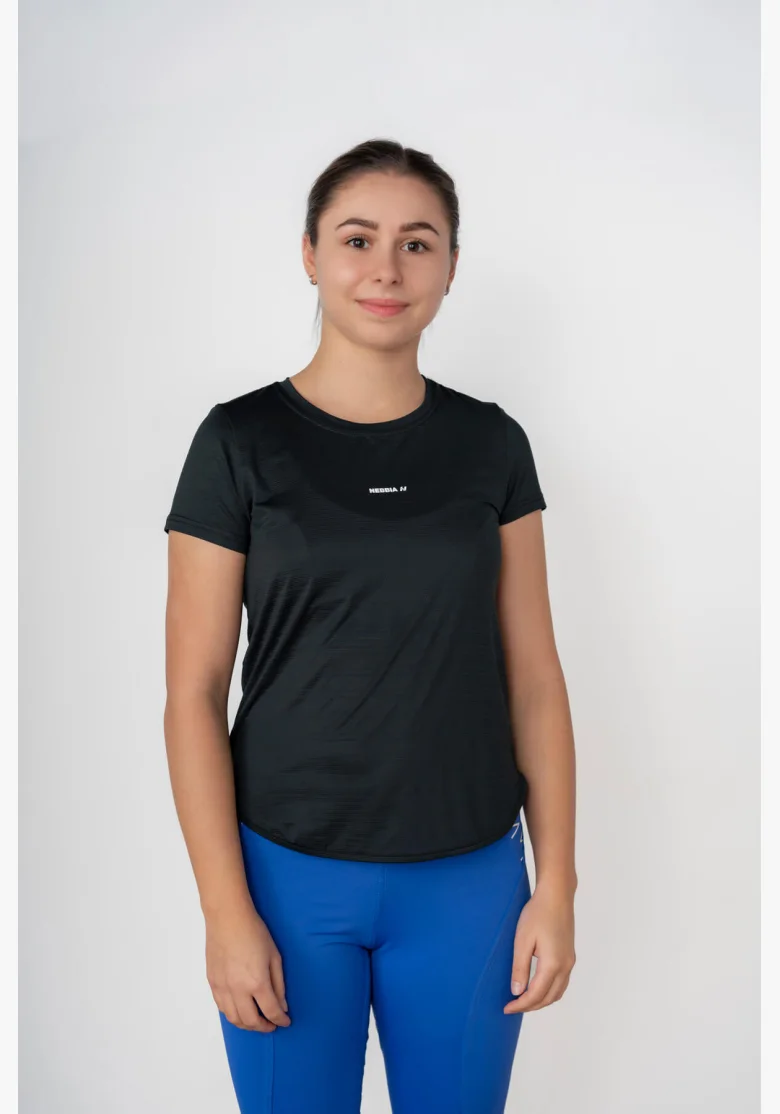 NEBBIA • FIT Activewear t-shirt “Airy” con logo riflettente • NEBBIAshop.cz