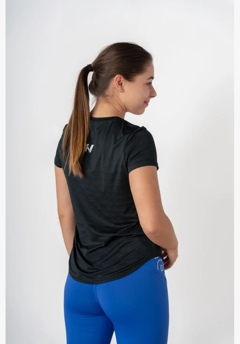 NEBBIA • FIT Activewear t-shirt “Airy” con logo riflettente • NEBBIAshop.cz