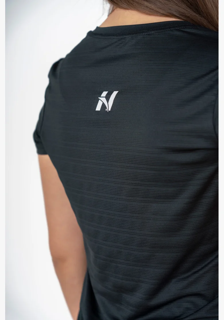 NEBBIA • FIT Activewear t-shirt “Airy” con logo riflettente • NEBBIAshop.cz