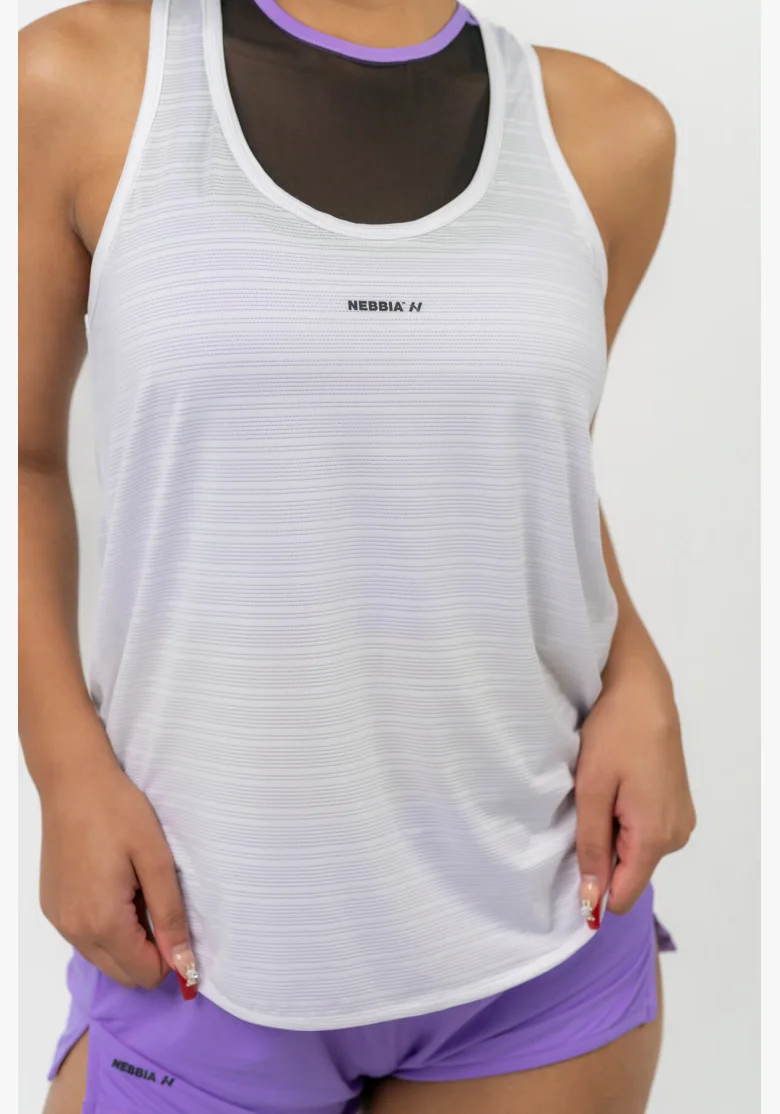NEBBIA • FIT Activewear top “Airy” con logo riflettente • NEBBIAshop.cz