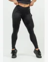 Leggings sportivi da donna sono stati realizzati tenendo presente il desiderio di avere leggings eleganti per l'allenamento. La rete traspirante ha un aspetto stiloso e ti farà sicuramente sentire più sicura di te.