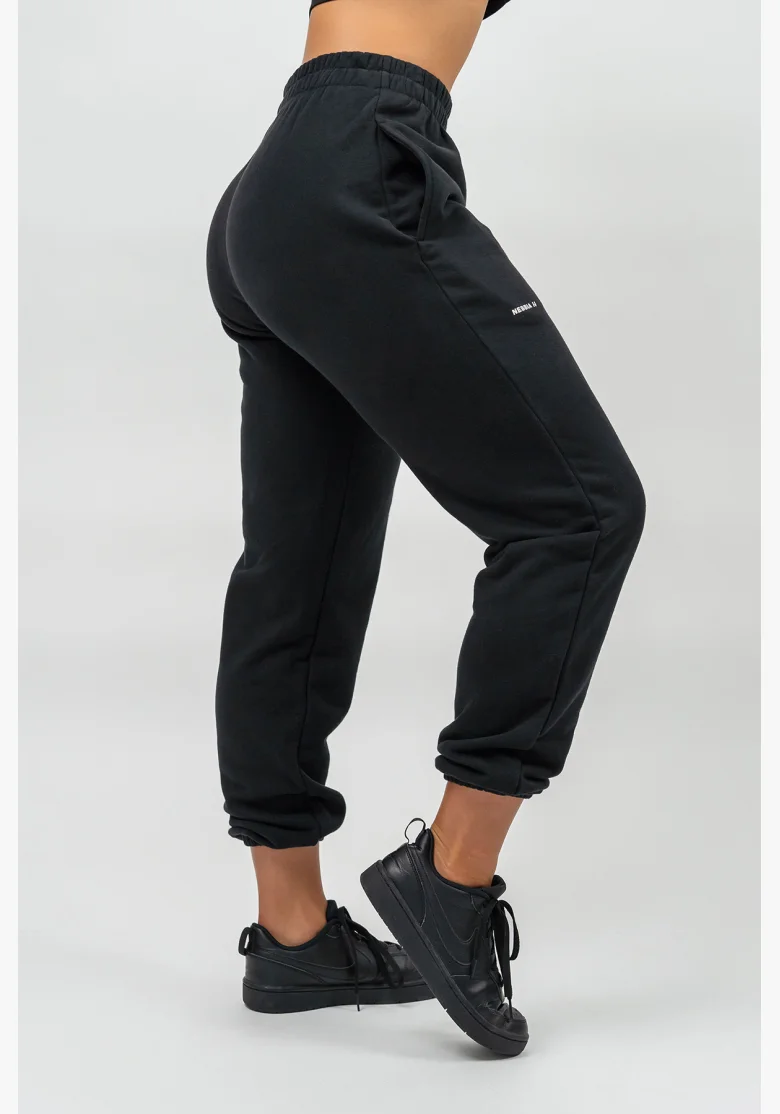 NEBBIA • Pantaloni sportivi larghi GYM TIME neri • Nebshop.cz