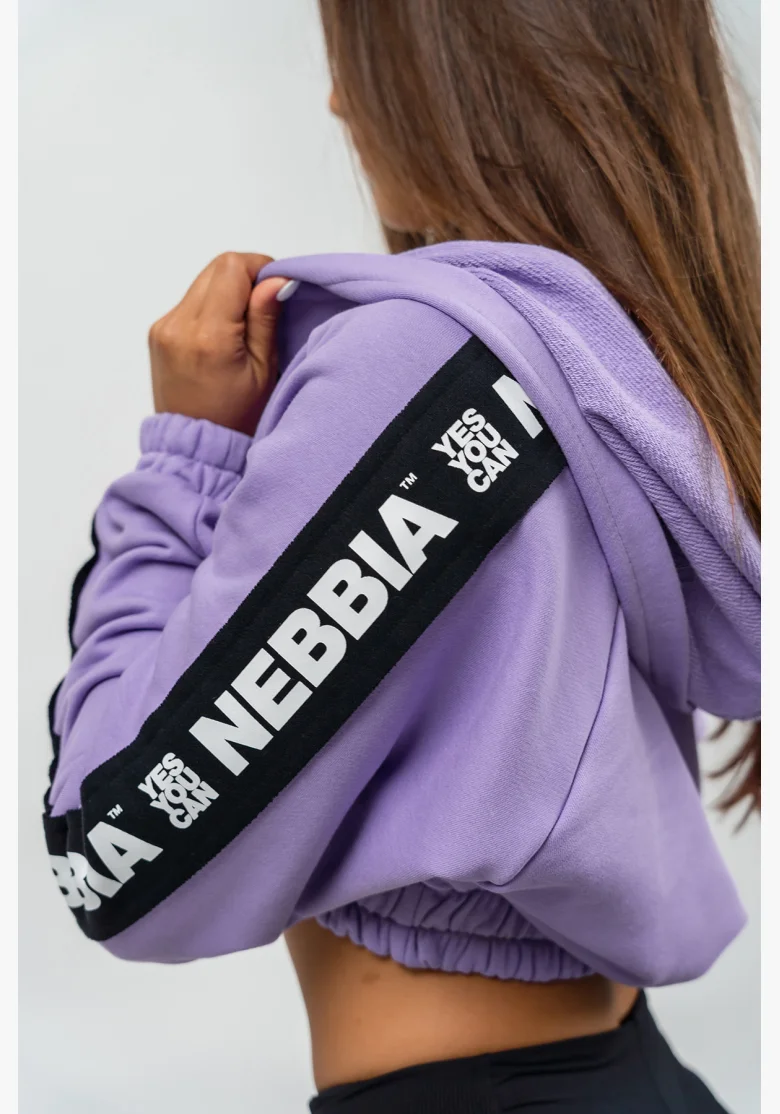 NEBBIA • Felpa cropped con cappuccio ICONIC lilla • Nebshop.cz