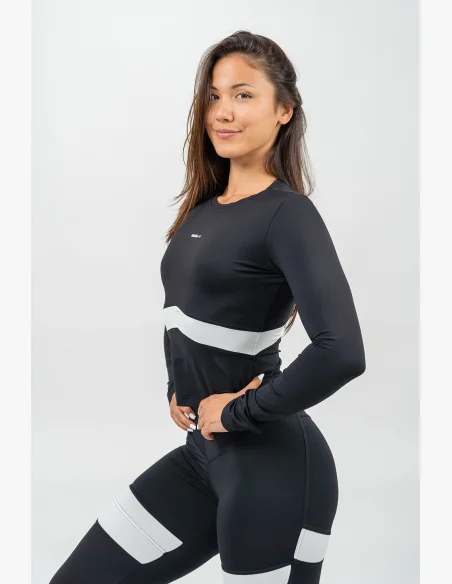 NEBBIA • Top nero con maniche lunghe TRUE HERO • Nebshop.cz