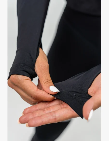 NEBBIA • Top nero con maniche lunghe TRUE HERO • Nebshop.cz
