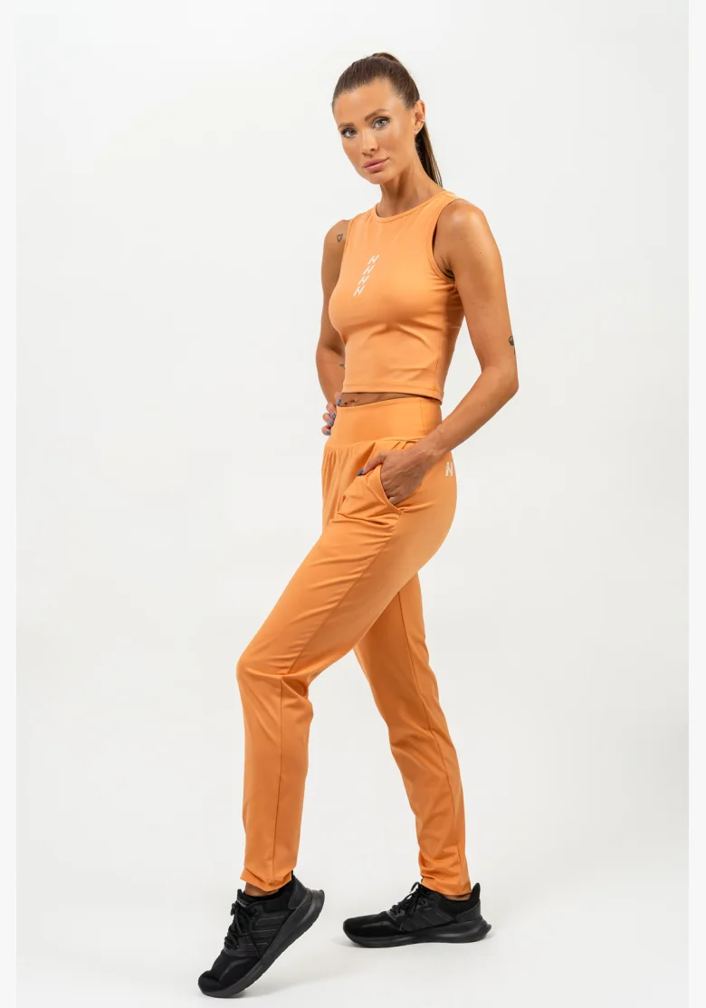 NEBBIA • Crop top canotta CONFIDENCE arancione • NebShop.cz