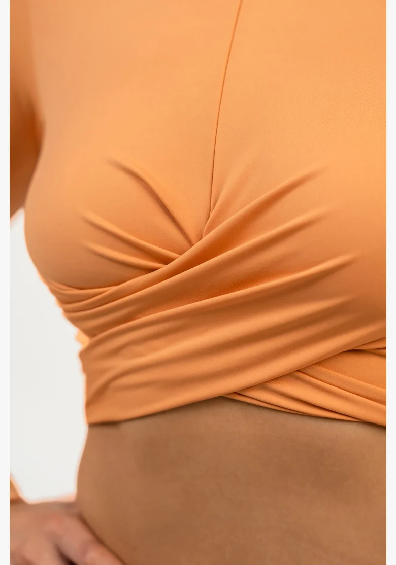NEBBIA • Crop top a maniche lunghe ELEVATED arancione • NebShop.cz