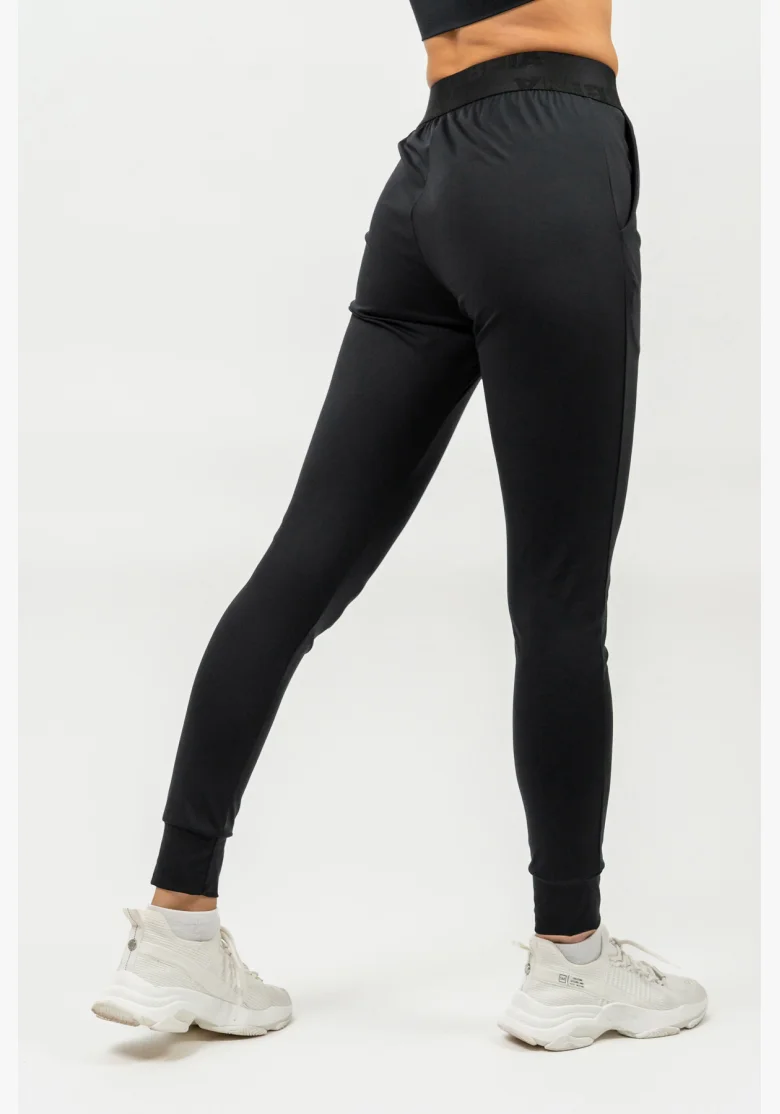 NEBBIA • Leggings slim fit con tasche GYM SPIRIT nera • Nebshop.it