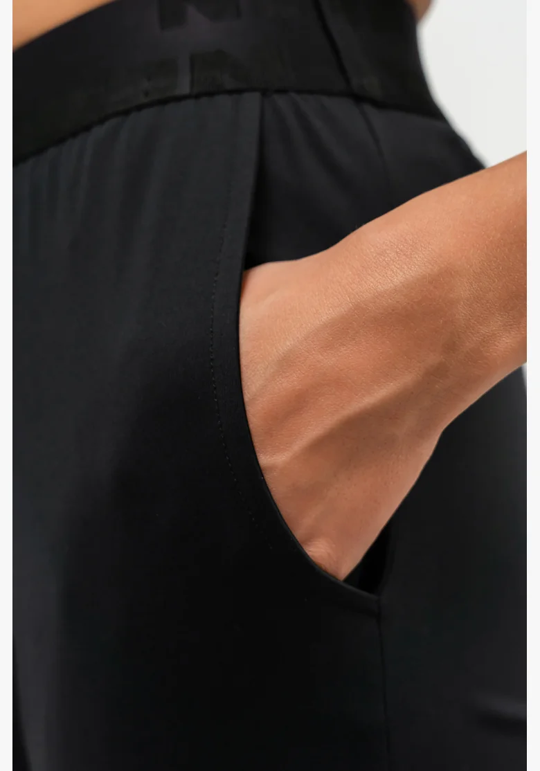 NEBBIA • Leggings slim fit con tasche GYM SPIRIT nera • Nebshop.it
