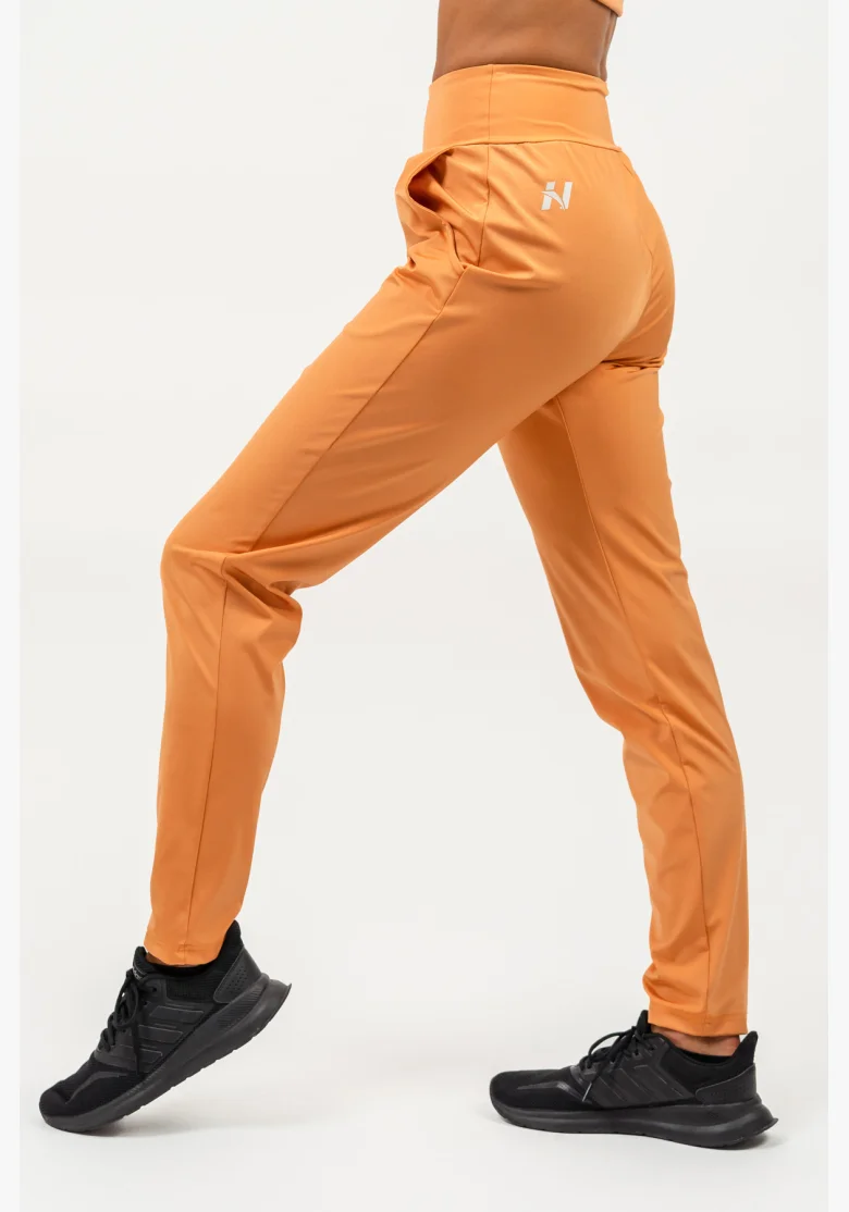 NEBBIA • Leggings slim fit con tasche SLEEK arancione • Nebshop.cz