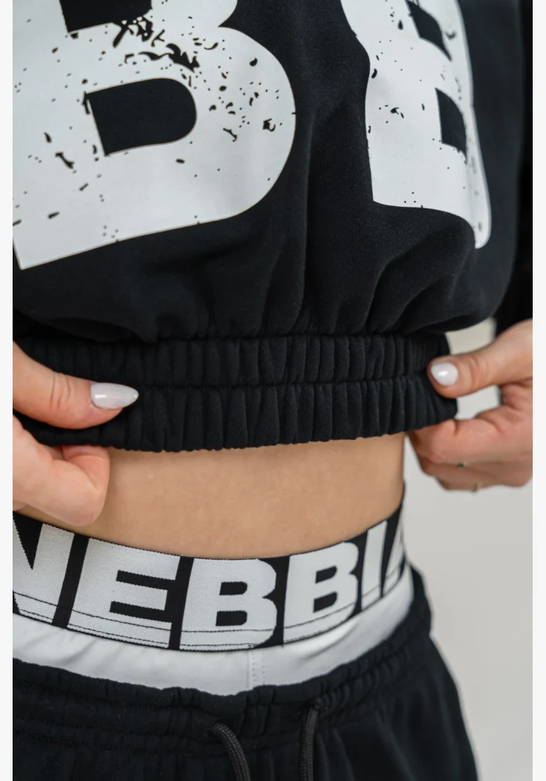 NEBBIA • Crop top felpa MUSCLE MOMMY • Nebshop.cz