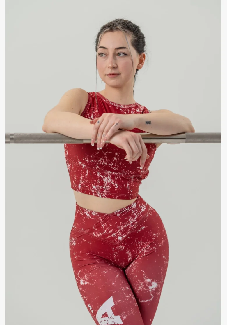 NEBBIA • Top corto ROUGH GIRL rosso • Nebshop.cz