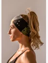 Questa fascia è grazie alla sua leggerezza, traspirabilità e dimensione universale, che si adatta a qualsiasi testa intelligente, l'accessorio moda ideale per qualsiasi attività.
