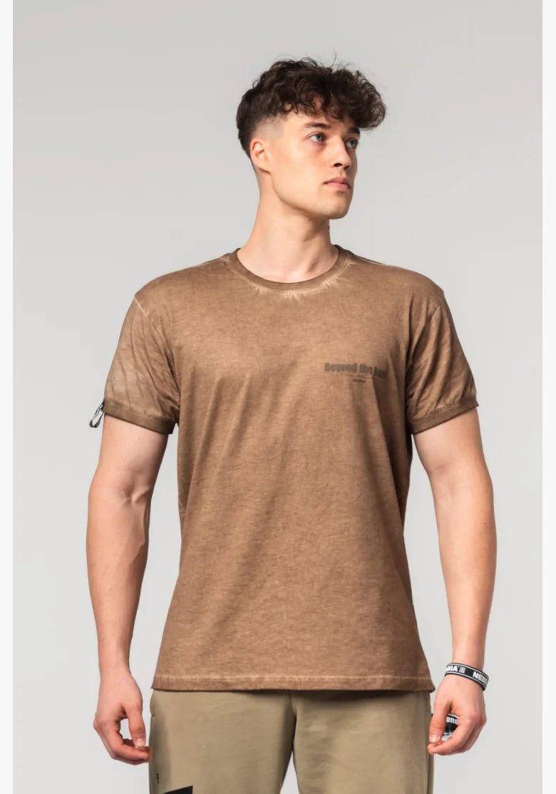 NEBBIA • NEBBIA Maglietta di cotone lavata MAX OUT marrone • Nebshop.it