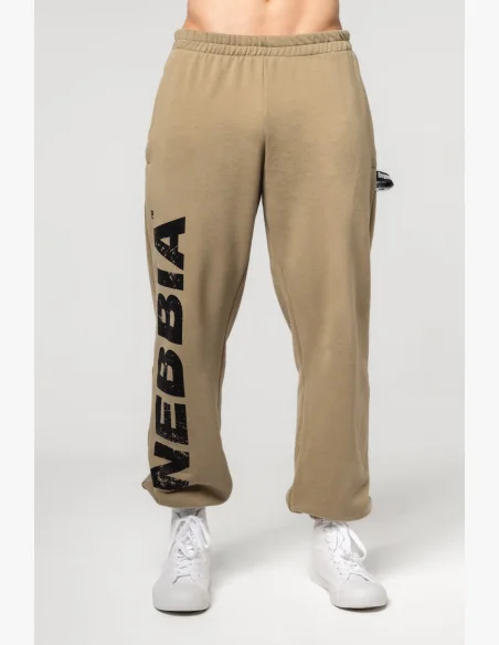 NEBBIA • NEBBIA Pantaloni baggy con tasche GYM BRO verdi • Nebshop.cz