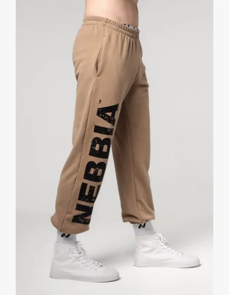 NEBBIA • NEBBIA Pantofole baggy con tasche GYM BRO marroni • Nebshop.it