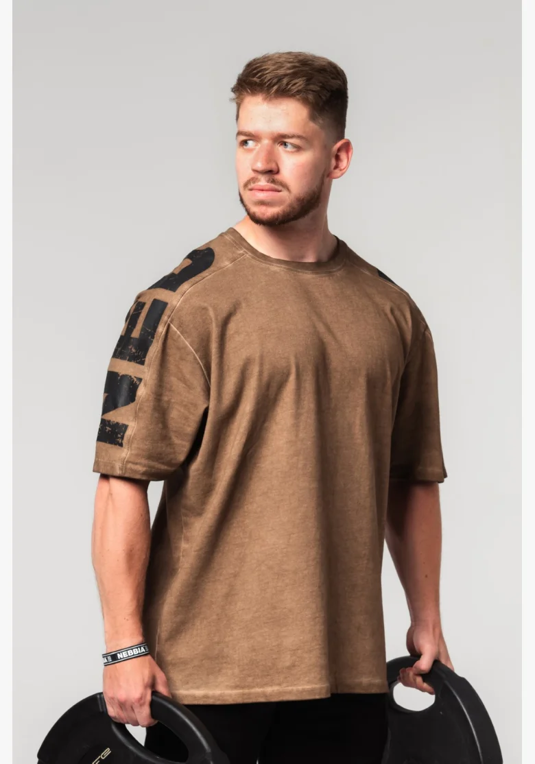 NEBBIA • NEBBIA Maglietta oversized lavata LIFTING CLUB marrone • Nebshop.it