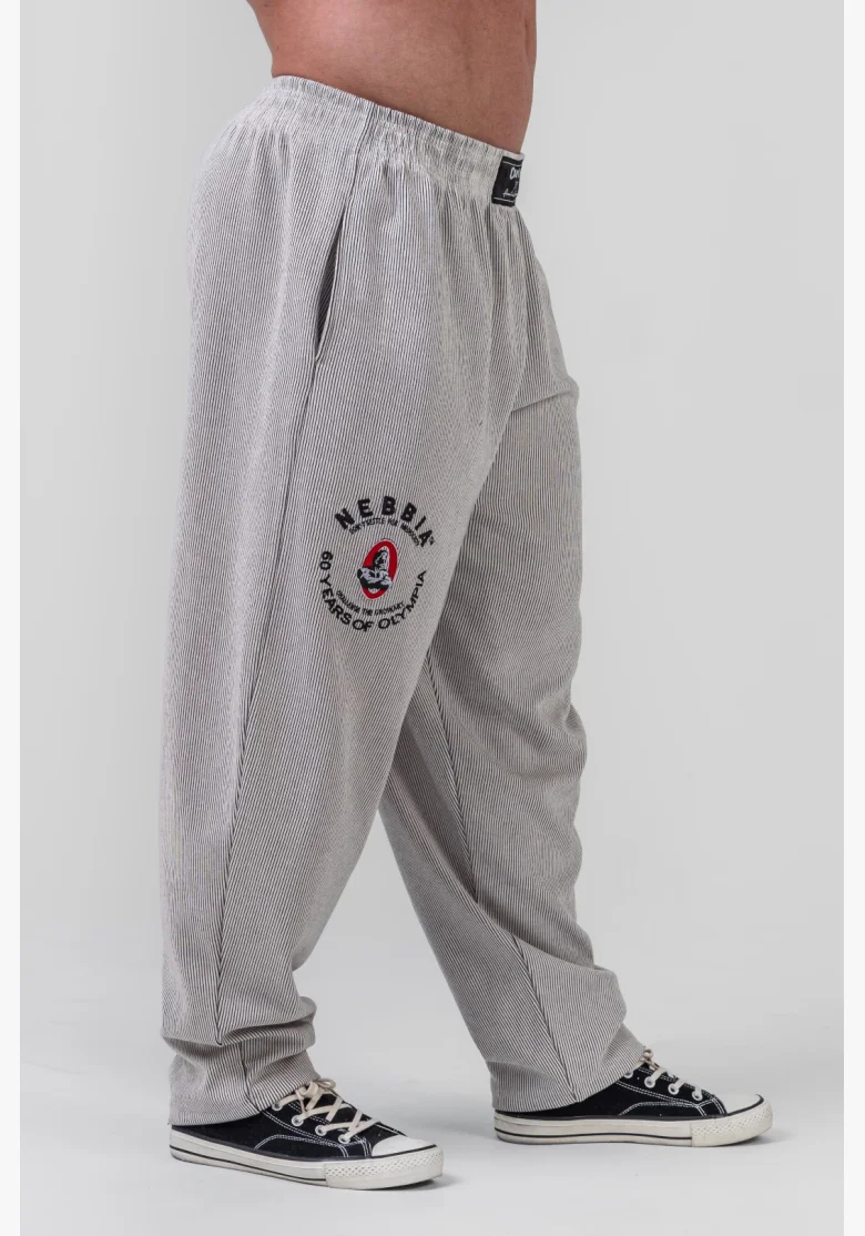 NEBBIA • NEBBIA Pantaloni oversized SIGNATURE neri • Nebshop.cz