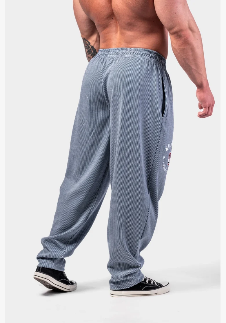 NEBBIA • NEBBIA Pantaloni tuta Oversized SIGNATURE blu • Nebshop.cz