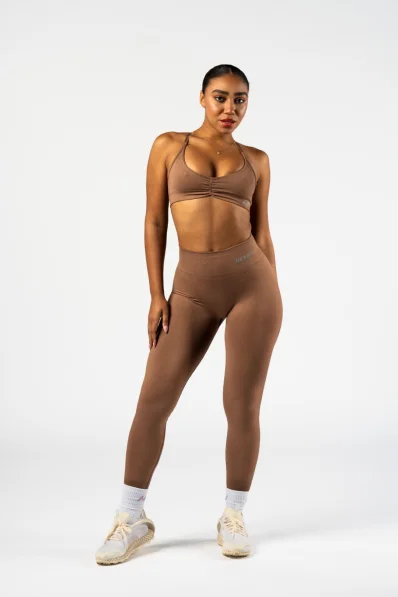 NEBBIA • NEBBIA Leggings seamless con vita alta MAXIMUM PUSH-UP marroni • Nebshop.it