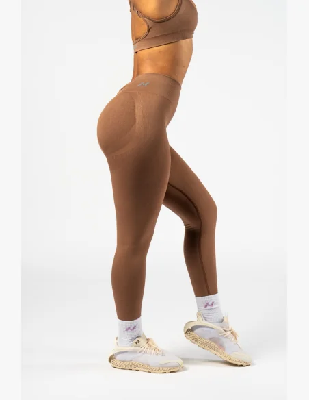 NEBBIA • NEBBIA Leggings seamless con vita alta MAXIMUM PUSH-UP marroni • Nebshop.it