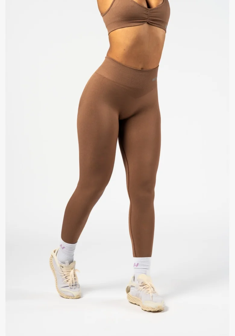 NEBBIA • NEBBIA Leggings seamless con vita alta MAXIMUM PUSH-UP marroni • Nebshop.it