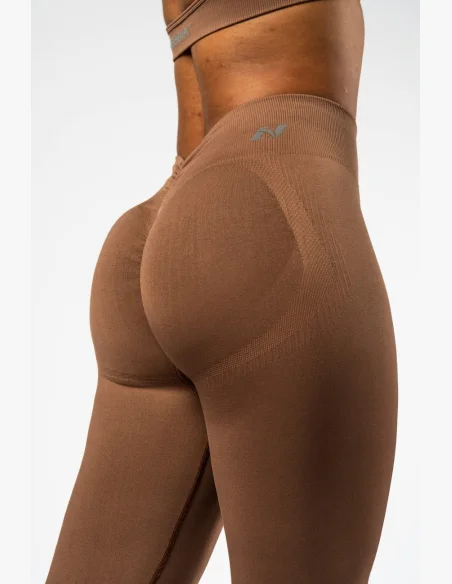 NEBBIA • NEBBIA Leggings seamless con vita alta MAXIMUM PUSH-UP marroni • Nebshop.it