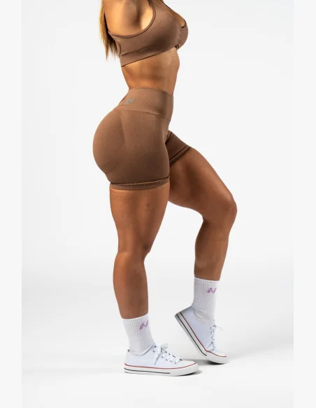 NEBBIA • NEBBIA Pantaloni corti push-up senza cuciture con vita alta TOTALLY SEAMLESS marroni • Nebshop.it