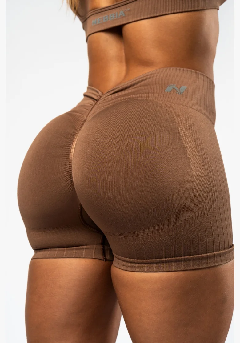 NEBBIA • NEBBIA Pantaloni corti push-up senza cuciture con vita alta TOTALLY SEAMLESS marroni • Nebshop.it
