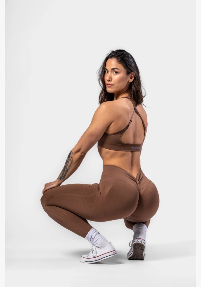 NEBBIA • NEBBIA Top sportivo con supporto medio TOTALLY SEAMLESS marrone • Nebshop.cz