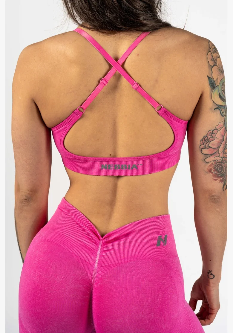 NEBBIA • NEBBIA Reggiseno sportivo con supporto medio TOTALLY SEAMLESS rosa • Nebshop.cz