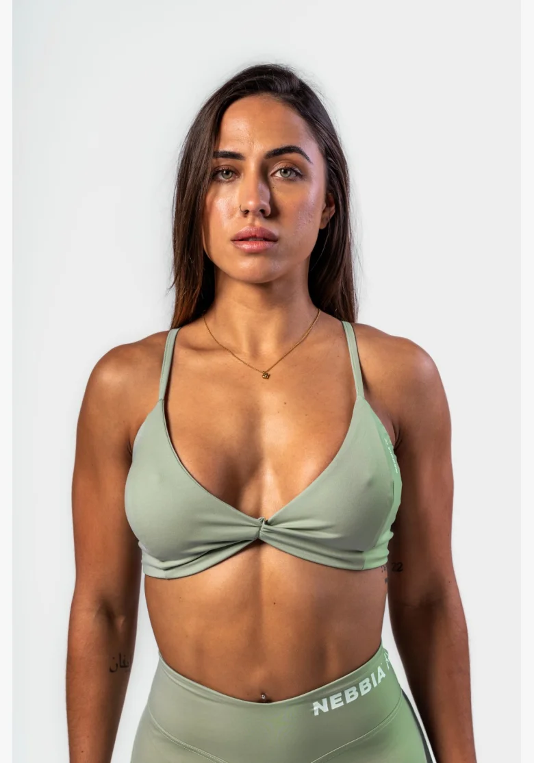 NEBBIA • NEBBIA Reggiseno sportivo con supporto medio TWIST-KNOT verde chiaro • Nebshop.cz