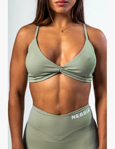 NEBBIA • NEBBIA Reggiseno sportivo con supporto medio TWIST-KNOT verde chiaro • Nebshop.cz