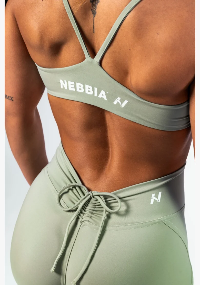 NEBBIA • NEBBIA Reggiseno sportivo con supporto medio TWIST-KNOT verde chiaro • Nebshop.cz