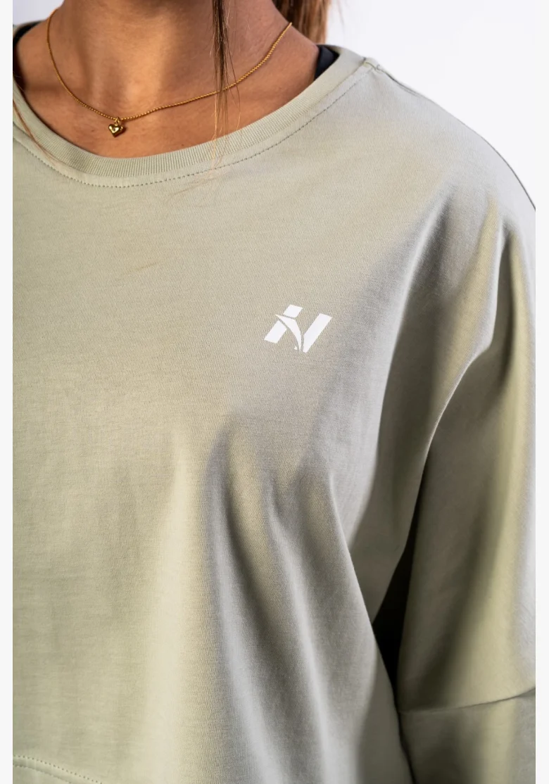 NEBBIA • NEBBIA T-shirt cropped oversize JUST FLOW verde chiaro • Nebshop.cz
