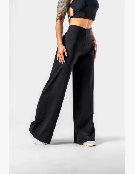 NEBBIA • NEBBIA Deni x NEBBIA Flared pantaloni con vita alta • Nebshop.cz