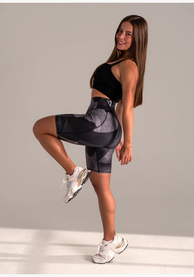 KFIT • KFIT Pantaloni corti Coal con tasche • NebShop