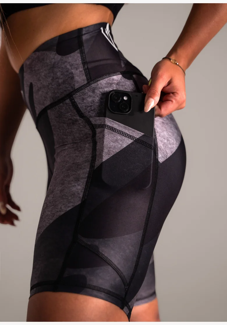 KFIT • KFIT Pantaloni corti Coal con tasche • NebShop