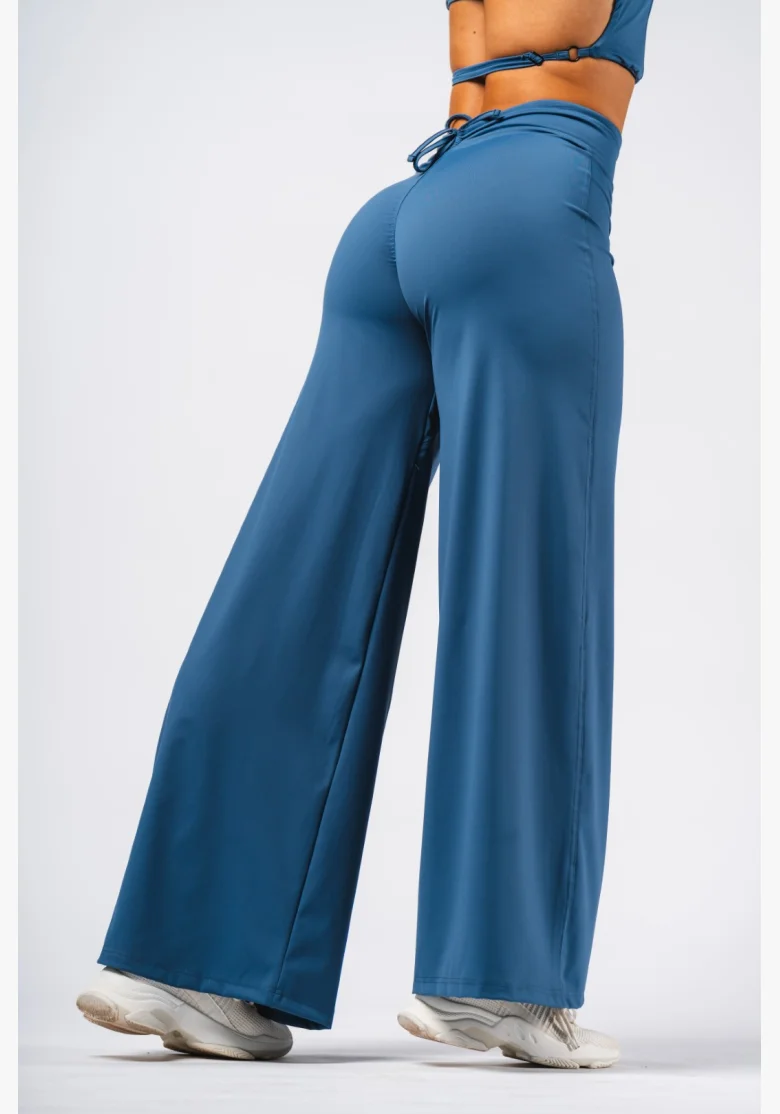 NEBBIA Deni x NEBBIA Flared pantaloni a vita alta blu