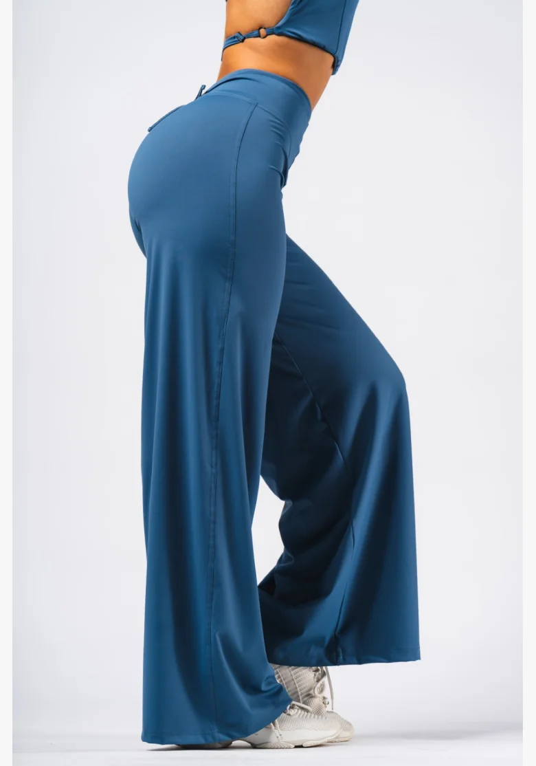 NEBBIA Deni x NEBBIA Flared pantaloni a vita alta blu