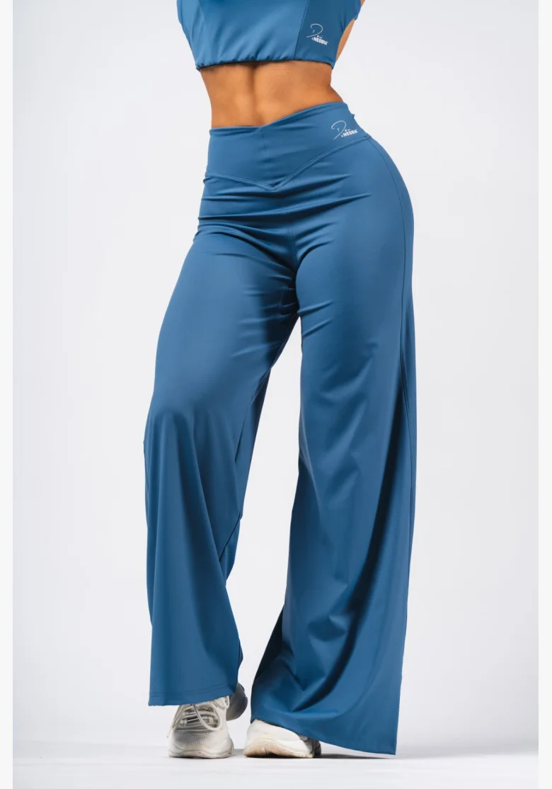 NEBBIA Deni x NEBBIA Flared pantaloni a vita alta blu