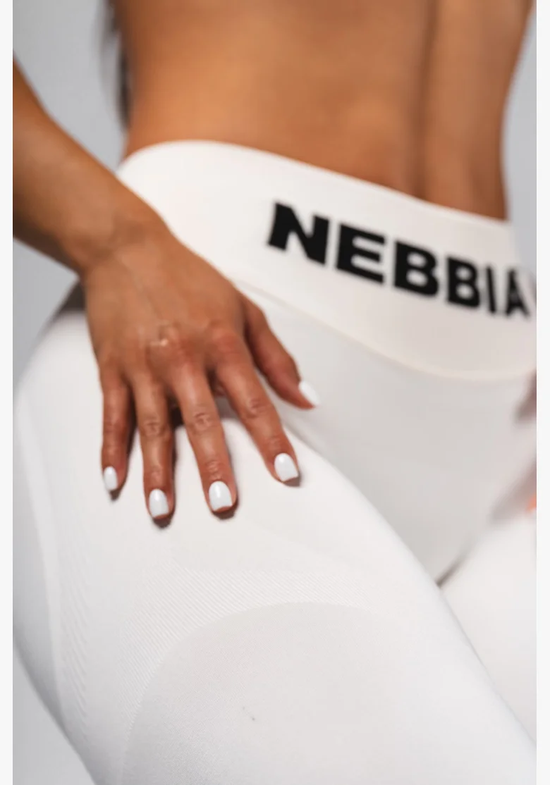 NEBBIA Leggings extra push-up senza cuciture a vita alta Flow Seamless crema