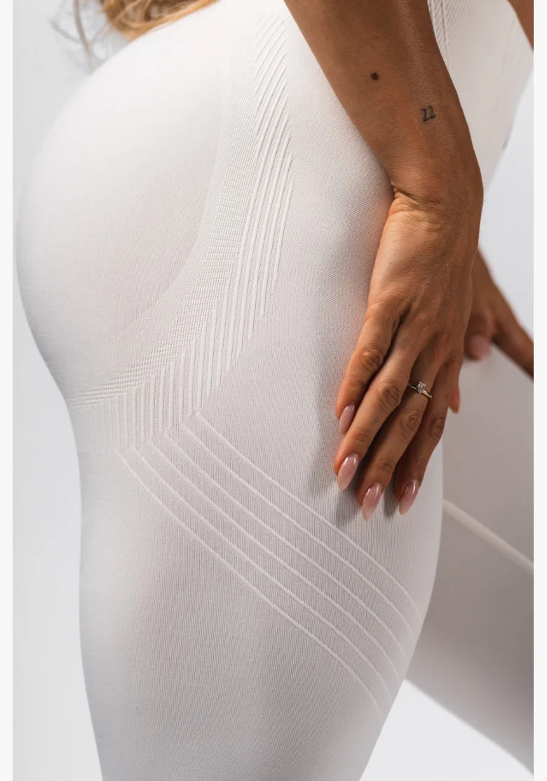 NEBBIA Leggings push-up senza cuciture maximum modellanti FLOW SEAMLESS crema