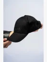 Cappello di cotone elegante per lo sport e il tempo libero con chiusura regolabile e design minimalista.